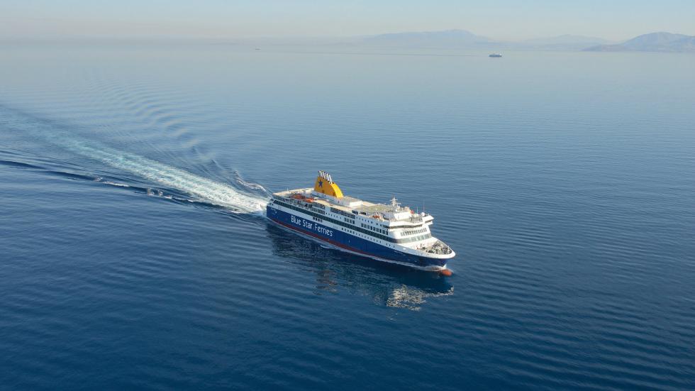 Ζήστε την εμπειρία Blue Star Ferries …  